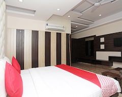 Hotelli OYO 5183 Hotel Subhadra Residency (Meerut, Intia)