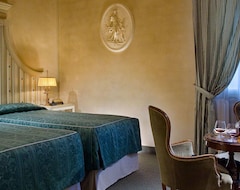Khách sạn Hotel Universal Terme (Abano Terme, Ý)