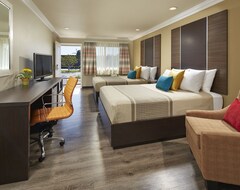 Hotel Comfort Meets Convenience! Near Disneyland, Onsite Pool & Parking! (Anaheim, Sjedinjene Američke Države)