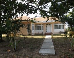 Casa/apartamento entero Beautiful House Rental In Trujillo Honduras, Walking Distance To Sandy Beach. (Trujillo, Honduras)