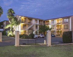 Khách sạn Burswood Lodge (Perth, Úc)