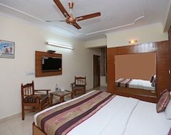 OYO 9554 Hotel Grand Plaza (Faridabad, Indija)