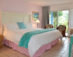 Sibonne Beach Hotel (Providenciales, Turks and Caicos Islands)