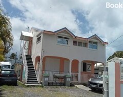 Casa/apartamento entero Chez Claude (Anse-Bertrand, Antillas Francesas)