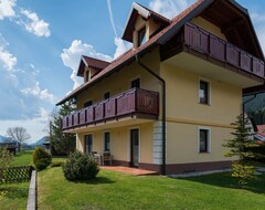 Hotel Villa Planina Loft Left Apartment - Luxury Apartment For Up To 4 Guests Outside Kranjska Gora (Rateče, Slovenia)