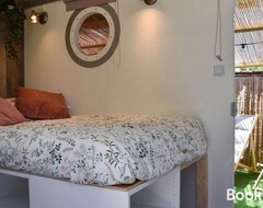 Cijela kuća/apartman Tiny House Scarabane Jacuzzi A La Campagne (Sassenay, Francuska)