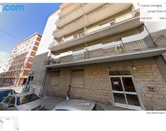 Casa/apartamento entero Short-term Rentals, Day Use, Private Meetings (Sassari, Italia)