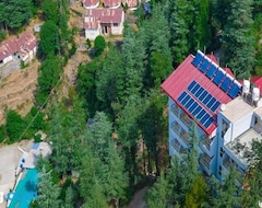 Hotel Green Valley River Side Camps (Chail, Indien)