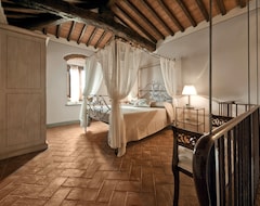 Toàn bộ căn nhà/căn hộ Apartment In Luxury Villa Close Loro Ciuffenna With Pool, Wifì And Aircondition (Loro Ciuffenna, Ý)
