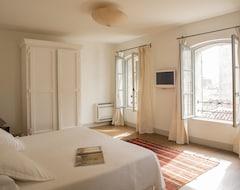 Hotel Grand Hôtel Nord Pinus (Arles, France)