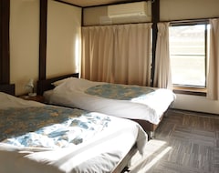Otel Sakura Guest House (Takayama, Japonya)