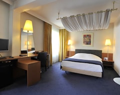Khách sạn Hotel Golden Tulip Arnhem Velp (Velp, Hà Lan)