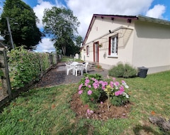 Toàn bộ căn nhà/căn hộ Rent 2 Or 4 People Small House Near La Bourboule And Mont Dore (Messeix, Pháp)