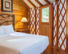 Casa/apartamento entero Shenandoah Crossing™ - 2 Bedroom 1 Bath Yurt (Gordonsville, EE. UU.)