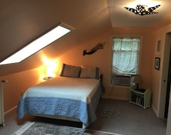 Hele huset/lejligheden Charming 2-bedroom Condo (Newport, USA)