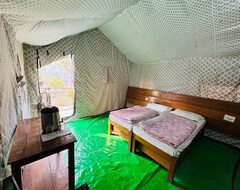 Hotel Camp High 5, Jayalgarh (srinagar), By Himalayan Eco Lodges (Pauri, Indien)