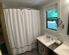 Casa/apartamento entero Cozy, Modern Camp Nestled Near Audra State Park. (Buckhannon, EE. UU.)