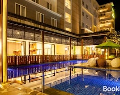 Khách sạn Amani Suite And Apartment (Senggigi Beach, Indonesia)