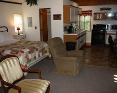 Bed & Breakfast Wapiti Lodge (Cody, USA)