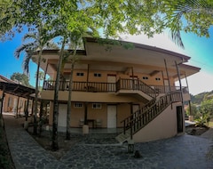 Hotel Franks Place (Santa Teresa, Kostarika)