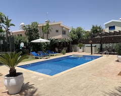 Tüm Ev/Apart Daire A Stunning beach villa with tropical gardens! (Sotira, Kıbrıs)