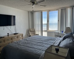 Hele huset/lejligheden Beach Front Resort Ocean View Condo (Daytona Beach Shores, USA)