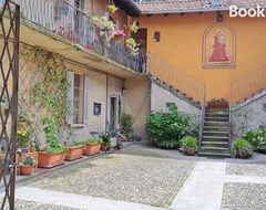 Casa/apartamento entero Gabbino Holiday /appartamento In Suggestiva Corte (Como, Italia)