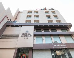 Khách sạn Collection O 50252 Hotel Simran Raghuveer Para (Rajkot, Ấn Độ)
