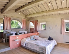 Toàn bộ căn nhà/căn hộ Charming Villa With Private Pool Between Pienza And Montepulciano (Torrita di Siena, Ý)