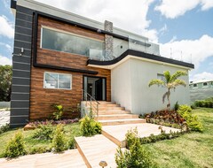Koko talo/asunto Modern Villa W/ Transport & Chef Services. 45 Mins Away From Punta Cana (Higüey, Dominikaaninen tasavalta)