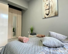 Toàn bộ căn nhà/căn hộ Nj Luxury Rooms And Suites (Varna, Bun-ga-ri)