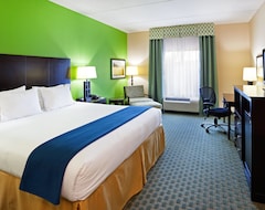 Holiday Inn Express Hotel & Suites Newport South, An Ihg Hotel (Newport, EE. UU.)