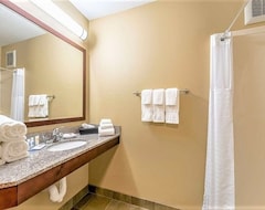 Khách sạn Comfort Inn & Suites (Chisago City, Hoa Kỳ)