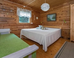 Koko talo/asunto Vacation Home SolglÄntan In Iskmo - 6 Persons, 2 Bedrooms (Mustasaari, Suomi)