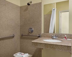 Hotel Days Inn & Suites By Wyndham Dfw Airport South-Euless (Euless, USA)