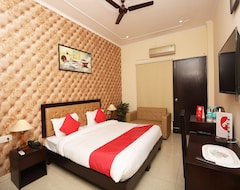 Hotelli OYO 23688 Corals Paradise (Gurgaon, Intia)