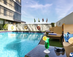 Hotel Royal Continental Dubai (Dubái, Emiratos Árabes Unidos)