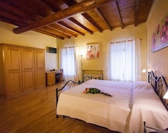 Khách sạn Hotel Alla Corte Dei Bicchi (Cavriana, Ý)