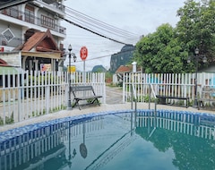Khách sạn Mountainview Riverside Boutique (Vang Vieng, Lào)