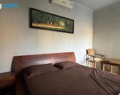 Hotelli Oyo 93072 Asri Homestay Syariah (Pekanbaru, Indonesia)