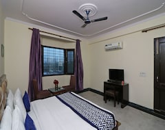 Hotel OYO 15202 Kanny Residency (Noida, Indija)