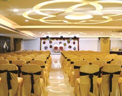 Khách sạn Hotel Sitara Grand Ramchandrapuram (Hyderabad, Ấn Độ)