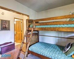 Hele huset/lejligheden Beautiful Lake Arrowhead Home With 2 Decks And Views! (Lake Arrowhead, USA)