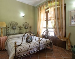 Cijela kuća/apartman Villa Miki 6+2 Sleeps, Exclusivity Of Emma Villas, Booking Offices Open 7/7 Days (Bruno, Italija)