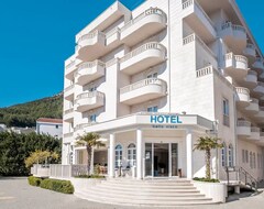 Otel Bella Vista (Drvenik, Hırvatistan)