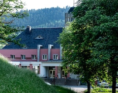 Haus des Volkes - Das Bauhaushotel (Probstzella, Germany)