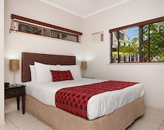 Hotel Southern Cross Atrium Apartments (Cairns, Australia)