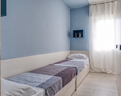 Hele huset/lejligheden Apartment With Swimming Pool And Tennis Court (Lido di Jesolo, Italien)