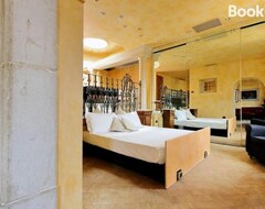 Koko talo/asunto Penthouse With Two Terraces And Jacuzzi (Rooma, Italia)