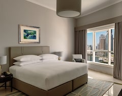 Dubai Marriott Harbour Hotel & Suites (Dubái, Emiratos Árabes Unidos)